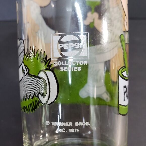 Vintage Pepsi Collector Series Warner Bros Porky & Petunia Pig Drinking Glass - Picture 3 of 5